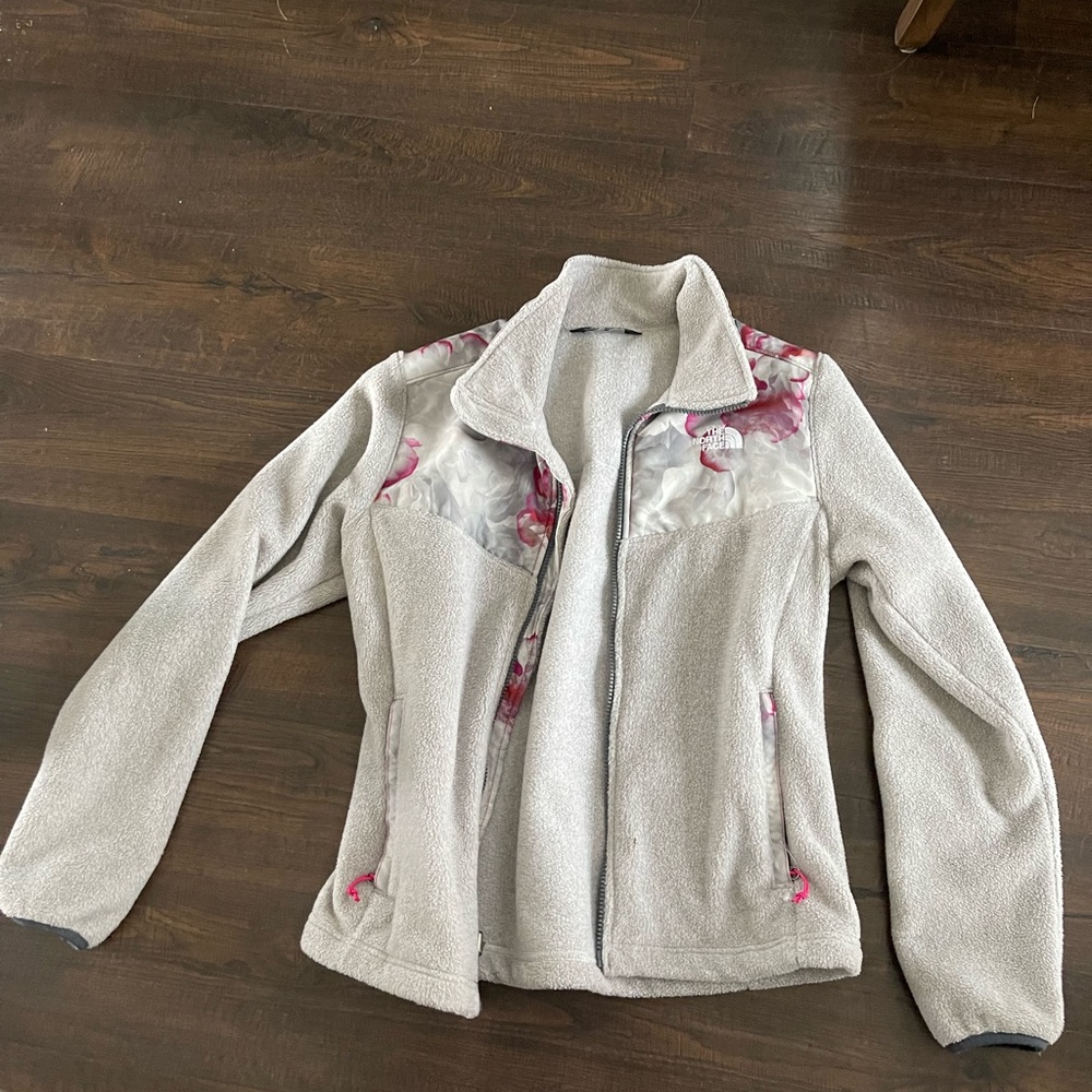 North face fleece jacket size Xs gray with pink flowers
